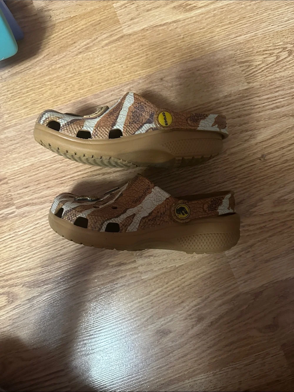 Crocs kids Jurassic World size J1